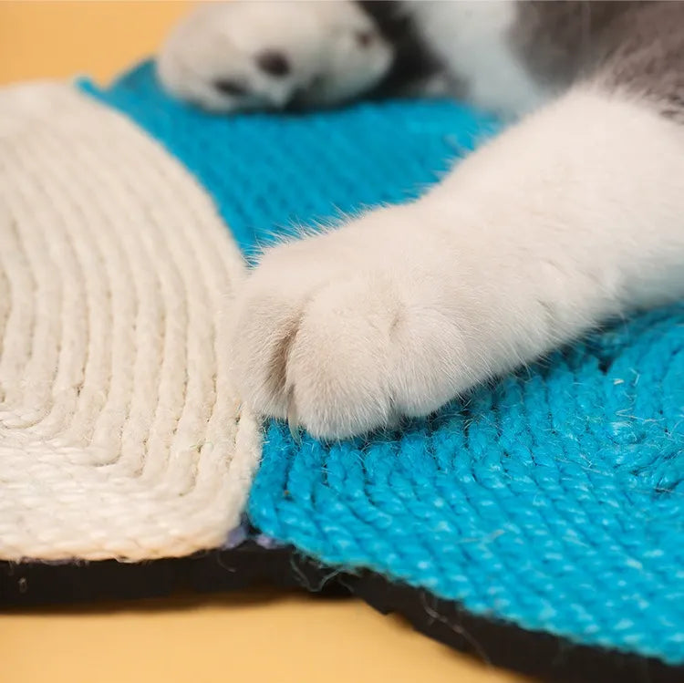 Fish-Shaped Sisal Cat Scratcher Mat for Playful Cats